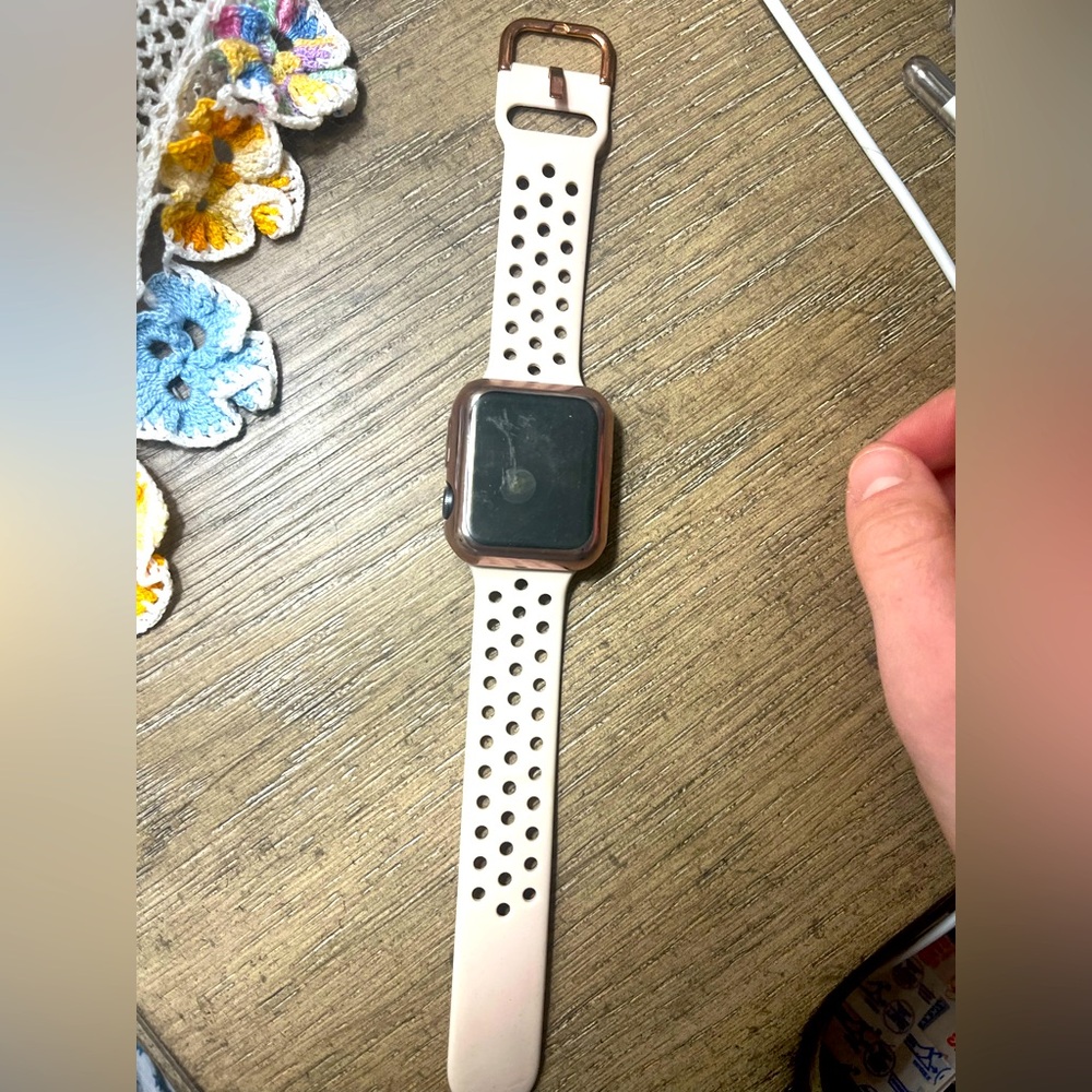Apple Watch 38MM 7000 Model